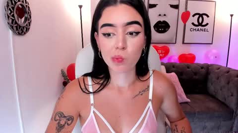  zoee jackson online show from 16, 2, 2025