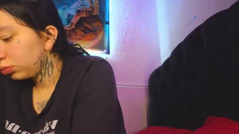 Snapshot of zoee_jhonnyy chatting on 3, 7, 2026 zoee jhonnyy online show from 3, 7, 2026