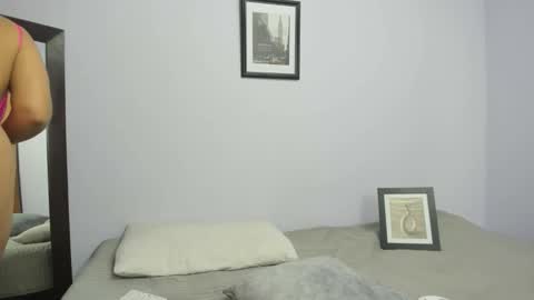 Isabella online show from 13, 11, 2025