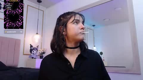 Snapshot of zoespear chatting on 25, 4, 2026 zoespear online show from 25, 4, 2026
