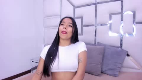 ZoeSwam online show from 26, 1, 2025