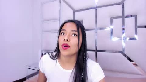 ZoeSwam online show from 26, 1, 2025