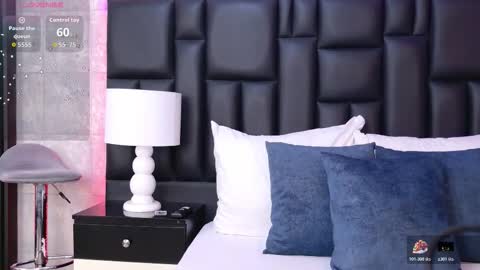 ZoeWilliis online show from 9, 11, 2025