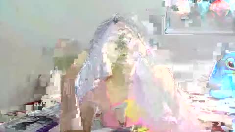 Snapshot of zoeycoliens chatting on 17, 12, 2025 ZoeyColiens online show from 17, 12, 2025