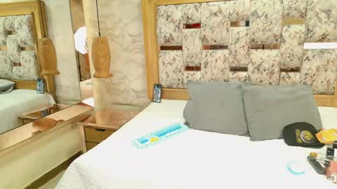 zoley  online show from 29, 9, 2025