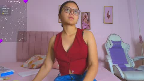 Snapshot of zoow_bluussh chatting on 25, 2, 2026 Zoe online show from 25, 2, 2026