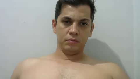 zoro_00 online show from 14, 12, 2025