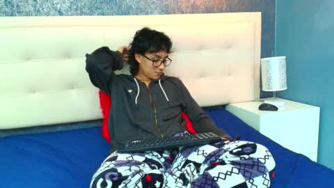     online show from 7, 11, 2025