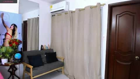 zou_quira online show from 3, 3, 2026