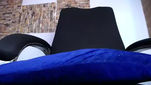 Snapshot of zousxxx chatting on 4, 2, 2026 zousxxx online show from 4, 2, 2026