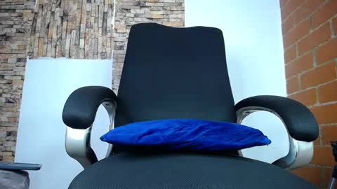 Snapshot of zousxxx chatting on 7, 2, 2026 zousxxx online show from 7, 2, 2026