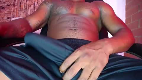 Snapshot of zousxxx chatting on 28, 4, 2026 zousxxx online show from 28, 4, 2026