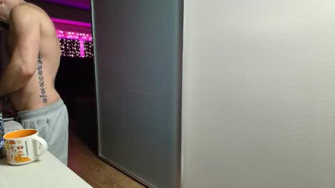 Snapshot of zuko_zen69 chatting on 14, 10, 2025 Zuko online show from 14, 10, 2025