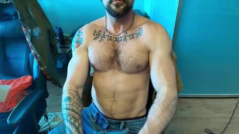 Snapshot of zuko_zen69 chatting on 10, 4, 2026 Zuko online show from 10, 4, 2026