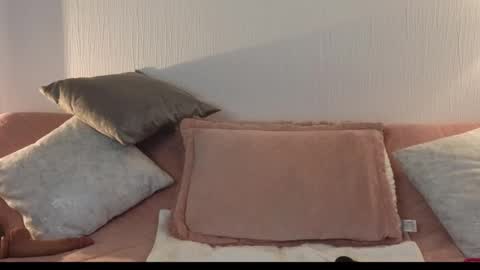 zuly goode online show from 16, 9, 2025