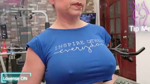 Snapshot of zuly_zahir_01 chatting on 2, 7, 2026 zuly goode online show from 2, 7, 2026
