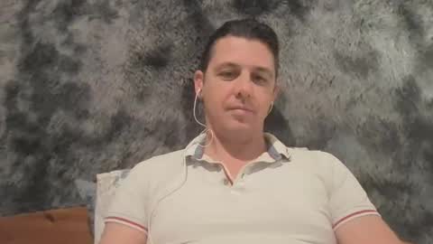 Snapshot of zyonart chatting on 23, 9, 2025 Artnoyz Shower online show from 23, 9, 2025