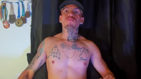 Snapshot of zyongarcia2020 chatting on 22, 12, 2024 zyon garcia online show from 22, 12, 2024