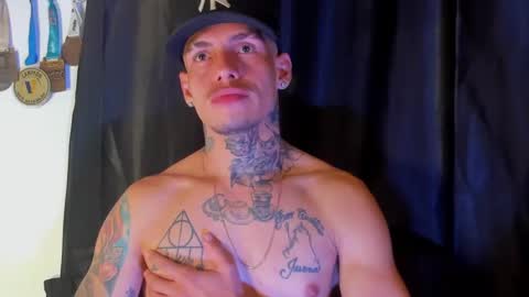 Snapshot of zyongarcia2020 chatting on 24, 12, 2024 zyon garcia online show from 24, 12, 2024