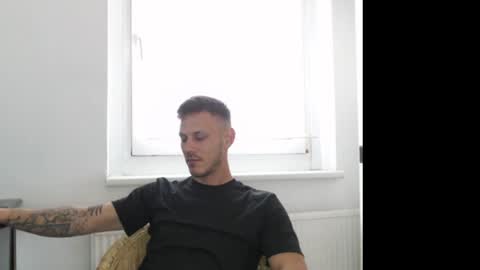 Snapshot of zyroblade chatting on 26, 7, 2026 Zyro online show from 26, 7, 2026