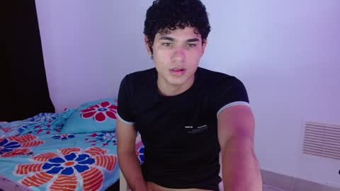 Snapshot of zyrosxk chatting on 12, 1, 2025 antonio felipe online show from 12, 1, 2025