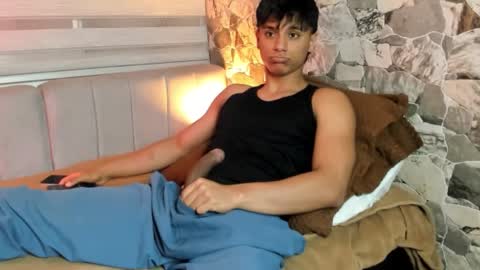 zyzz_1812 online show from 26, 2, 2026