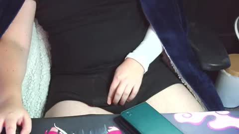 zzz1111230776 online show from 24, 10, 2025