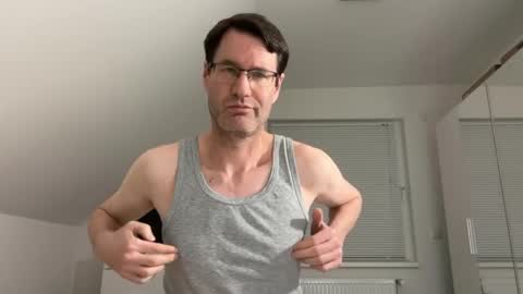Snapshot of zzz123_cam chatting on 12, 4, 2026 zzz123_cam online show from 12, 4, 2026