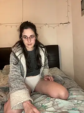 Snapshot of Lunaabbey chatting on 29, 3, 2026 Lunaabbey online show from 29, 3, 2026