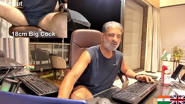 OnlineBossUK online show from 1, 3, 2025