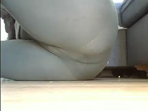 Squirtlady38 online show from 18, 3, 2025