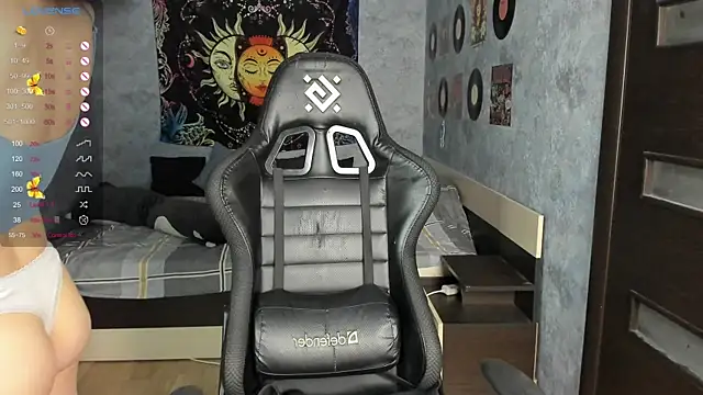 Horny Nikki  online show from 8, 2, 2025