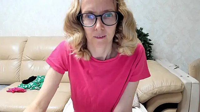 angelmommu online show from 13, 1, 2025