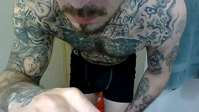 Snapshot of DADDY_KANE8--- chatting on 2, 1, 2025 DADDY KANE8--- online show from 2, 1, 2025