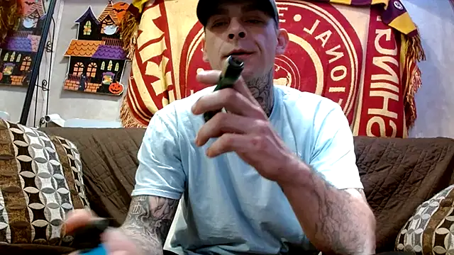 Snapshot of DADDY_KANE8--- chatting on 3, 2, 2025 DADDY KANE8--- online show from 3, 2, 2025