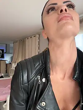 Snapshot of Helena_Karel chatting on 19, 1, 2025 Helena Karel online show from 19, 1, 2025