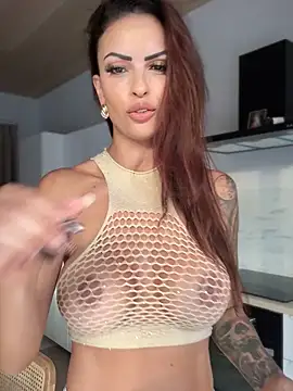 Snapshot of Helena_Karel chatting on 7, 10, 2025 Helena Karel online show from 7, 10, 2025
