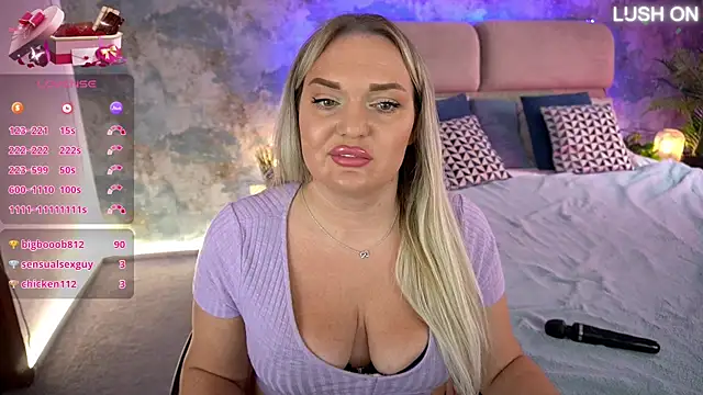 MissyMartinez online show from 4, 2, 2025