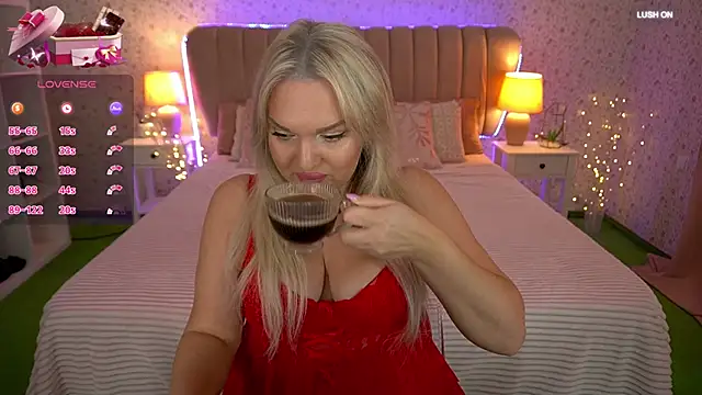 MissyMartinez online show from 14, 3, 2025