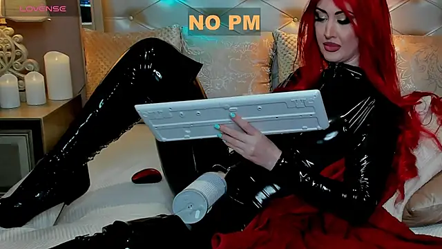 Snapshot of EvaDominatrix chatting on 23, 9, 2025 EvaDominatrix online show from 23, 9, 2025