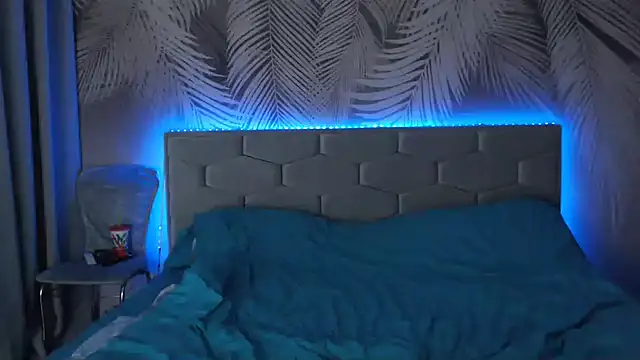 uliastar online show from 17, 1, 2025