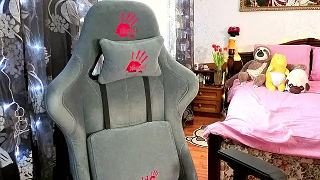 TinaBrook online show from 19, 2, 2026