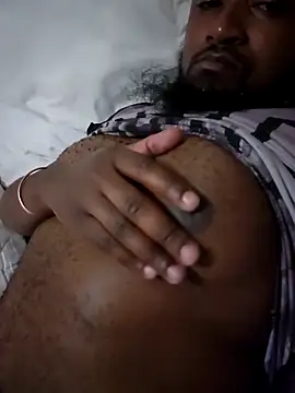 Snapshot of douksm chatting on 19, 12, 2025 douksm online show from 19, 12, 2025