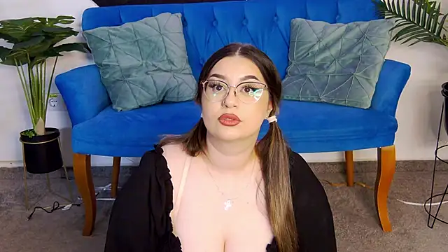 Katewalker  online show from 27, 5, 2026