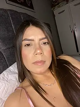 Snapshot of martina_contreras chatting on 1, 7, 2026 martina contreras online show from 1, 7, 2026