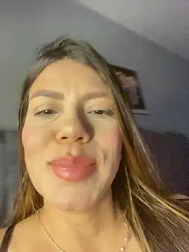 Snapshot of martina_contreras chatting on 19, 7, 2026 martina contreras online show from 19, 7, 2026