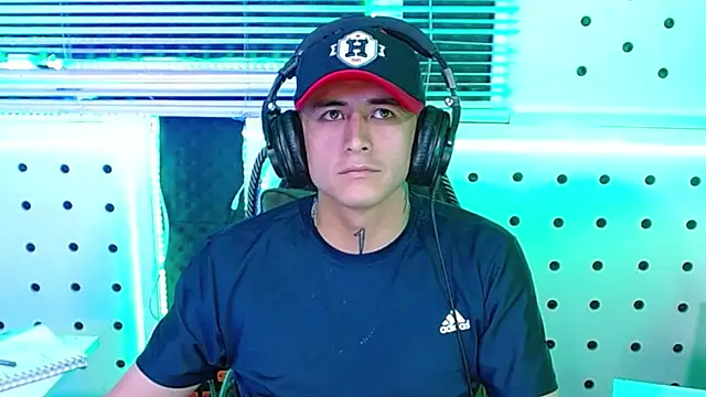 Darko0717 online show from 5, 12, 2025