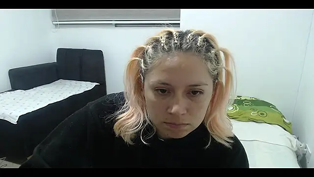 MommyMiaWs online show from 25, 1, 2025