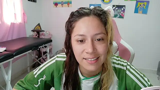 MommyMiaWs online show from 15, 12, 2025