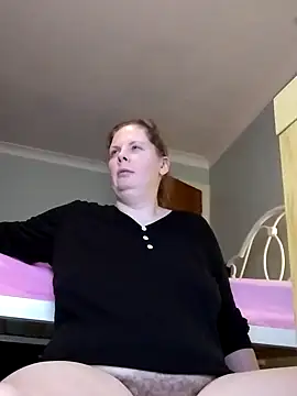 Snapshot of xxSexyBushLinnxx chatting on 28, 12, 2024 xxSexyBushLinnxx online show from 28, 12, 2024